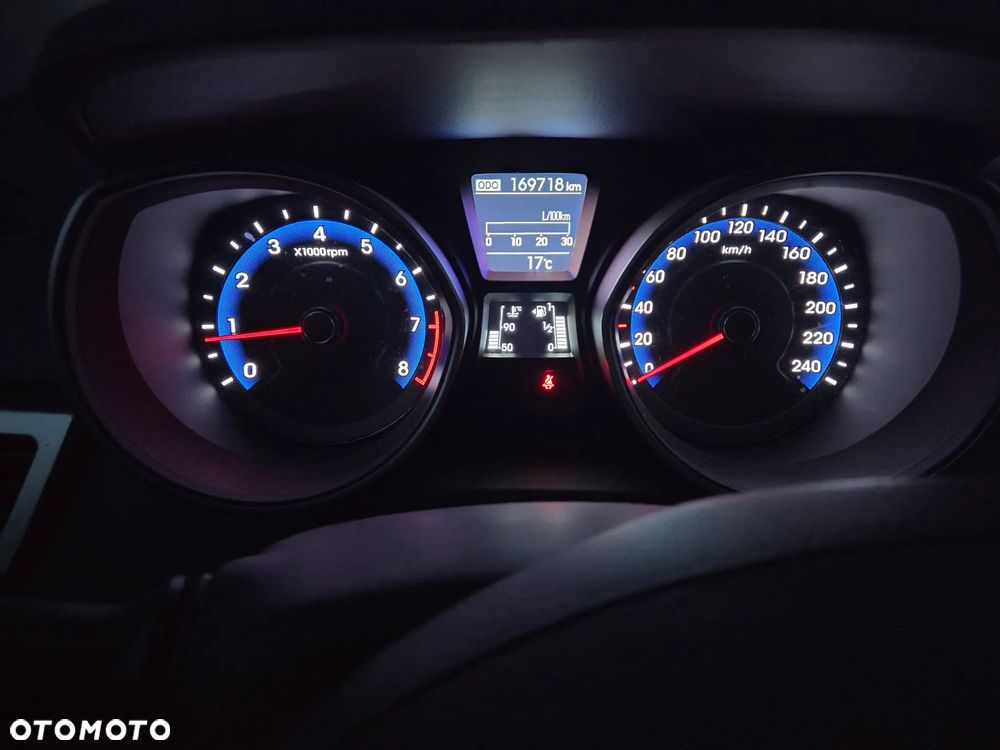 Hyundai i30 1.4 Classic + - 7