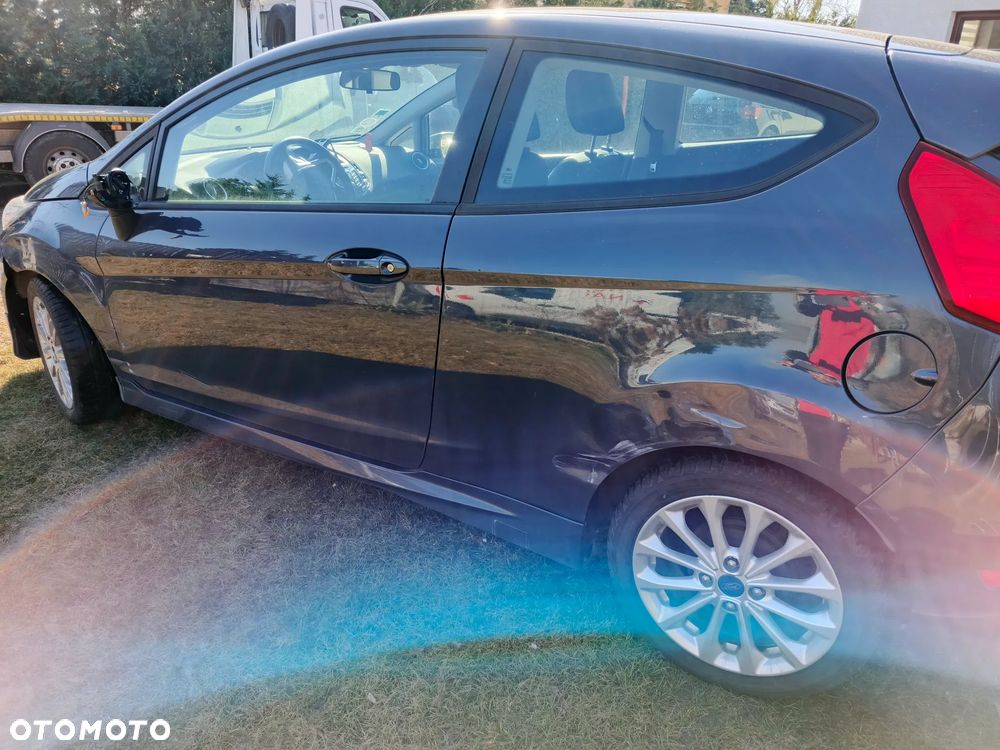 Ford Fiesta - 5