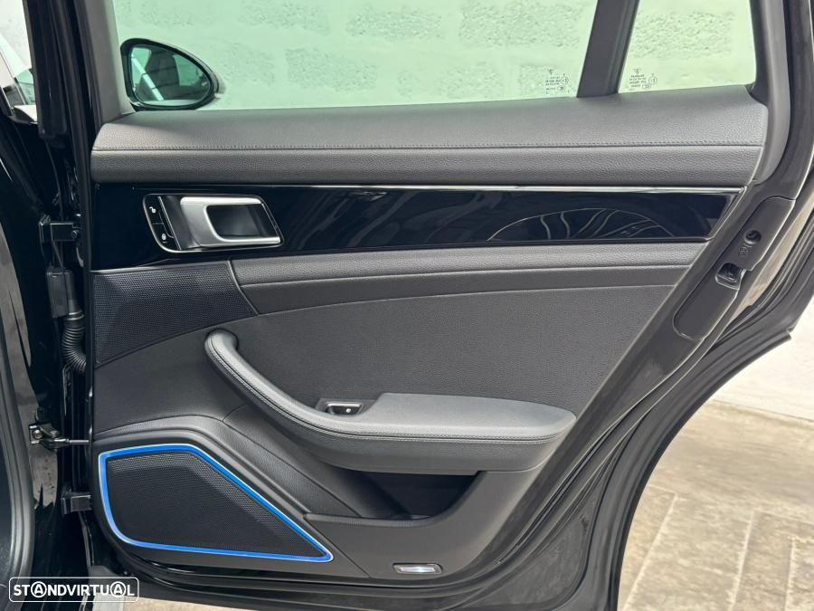 Porsche Panamera 4 E-Hybrid Executive - 47
