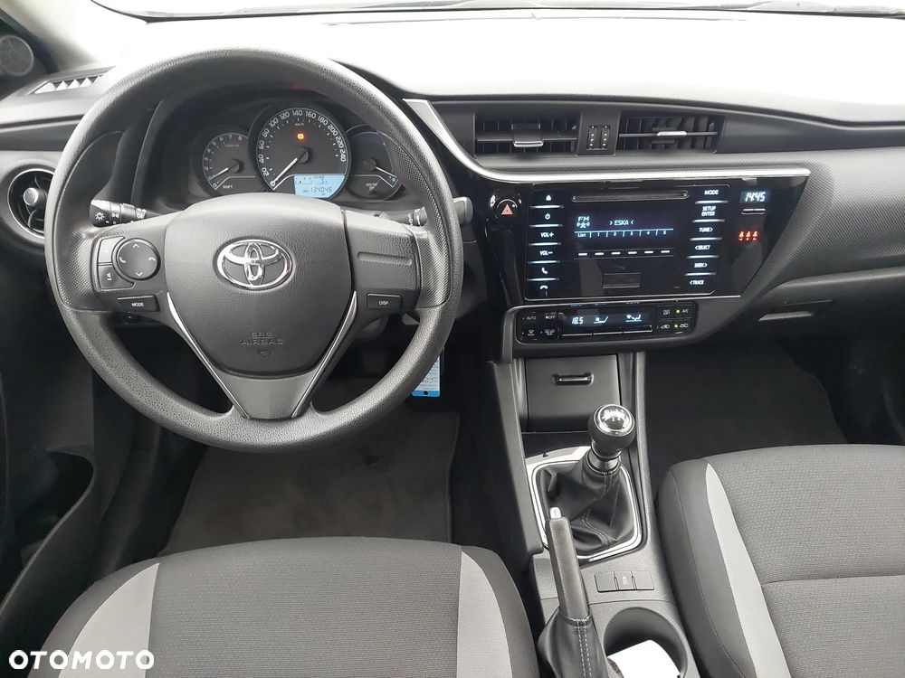 Toyota Auris 1.6 Active - 13