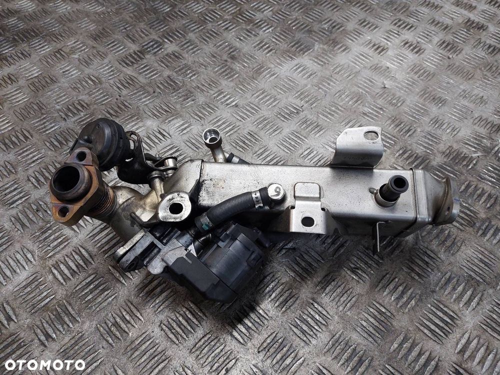 CHŁODNICZKA SPALIN EGR + ZAWÓR BMW F11 520d 2.0 D N47 7810751 7810871 - 1