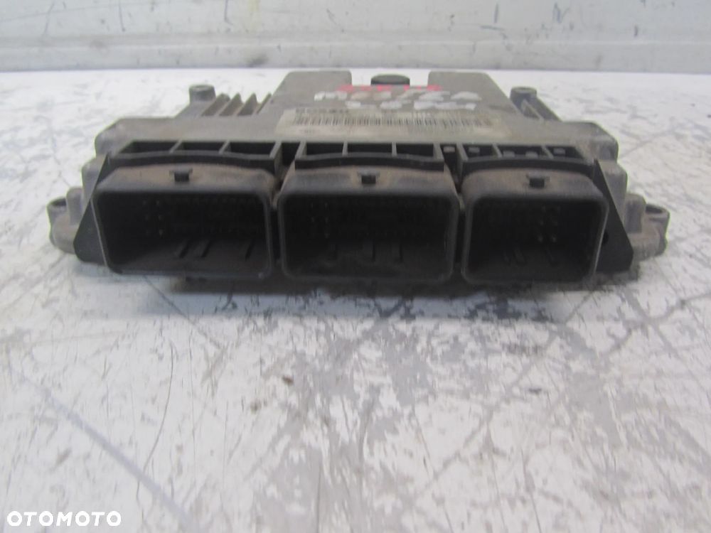 renault master II 2.5 dci komputer sterownik silnika 02819013364 - 3