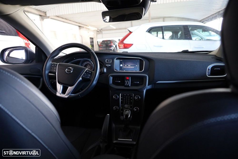 Volvo V40 1.5 T3 Sport Edition Plus Geartronic - 14