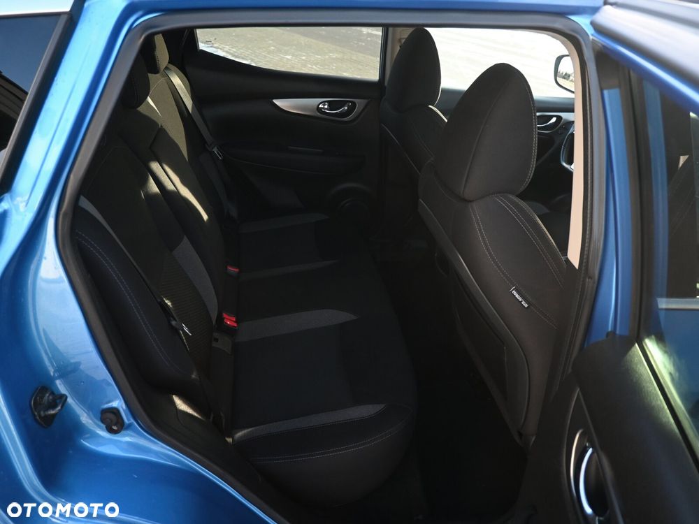 Nissan Qashqai 1.3 DIG-T N-CONNECTA - 22