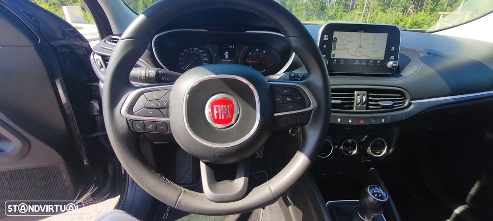 Fiat Tipo Station Wagon 1.3 M-Jet Lounge Tech - 12