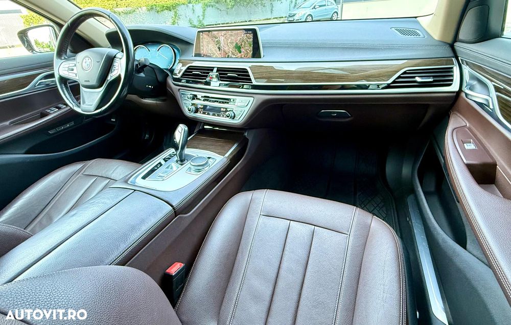 BMW Seria 7 730Ld xDrive - 13