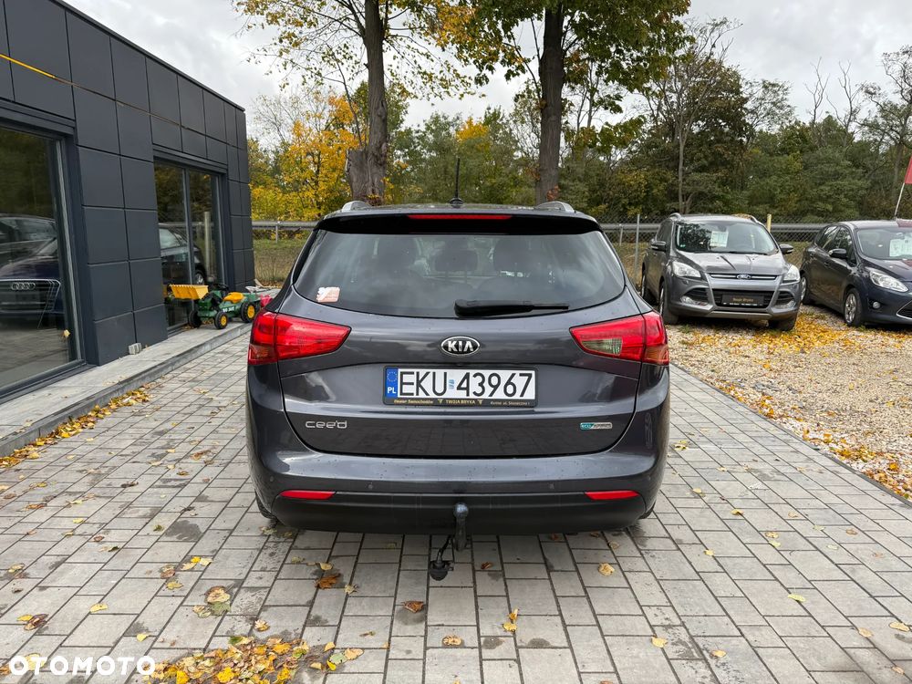 Kia Ceed 1.6 CRDi SCR L - 16