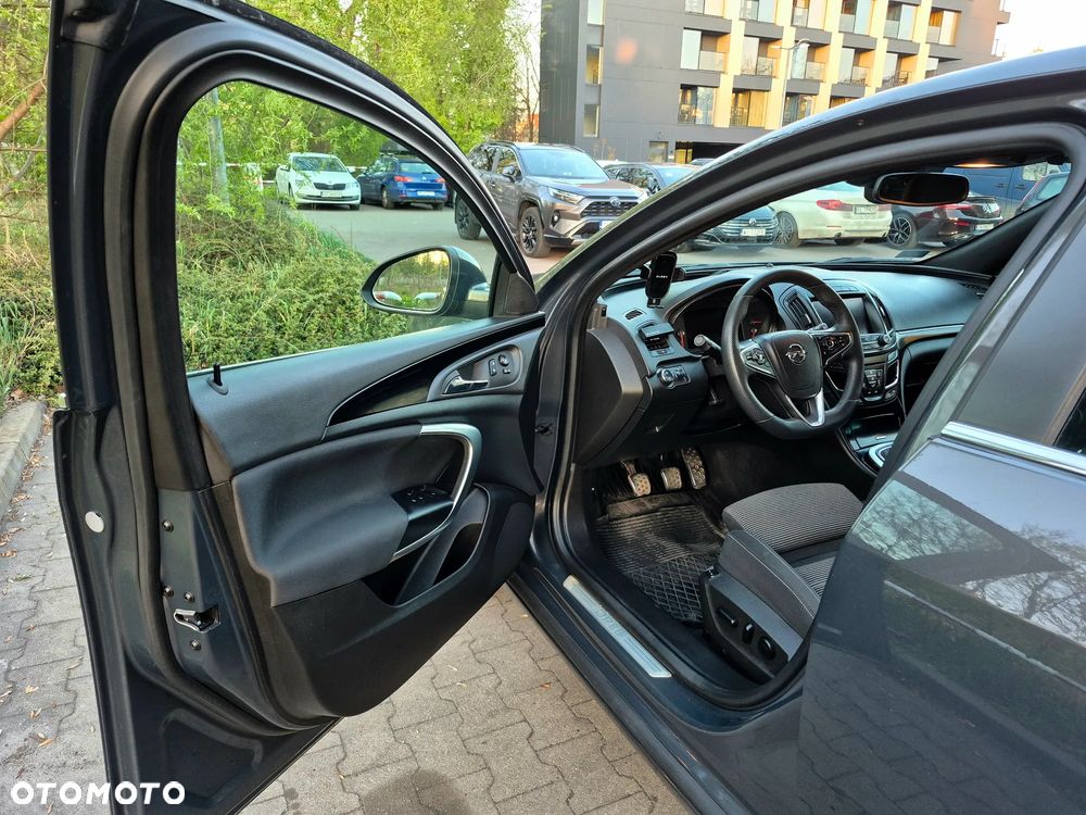 Opel Insignia 2.0 T Cosmo 4x4 S&S - 16