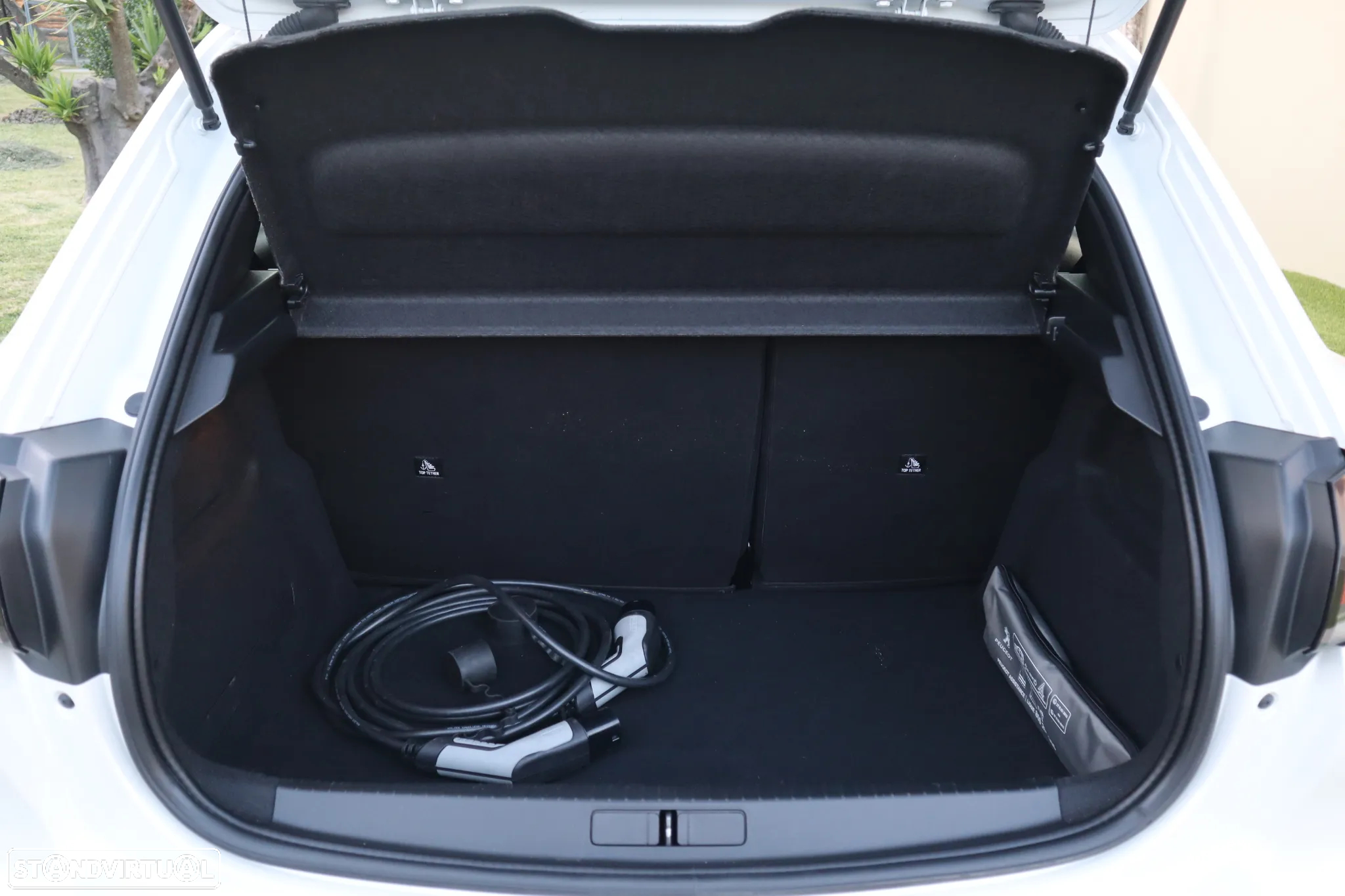 Peugeot e-208 50 kWh Active - 12