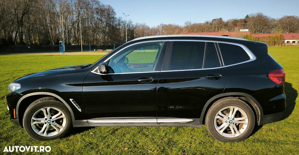 BMW X3 xDrive30i Aut. Advantage - 12