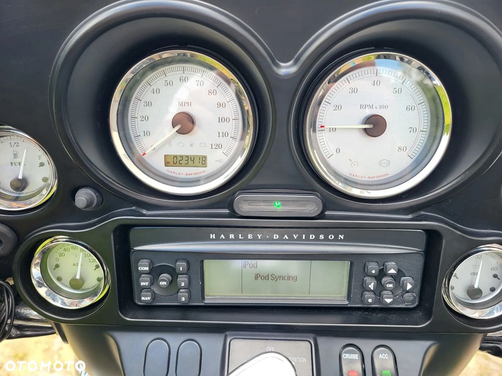 Harley-Davidson Touring Street Glide - 6