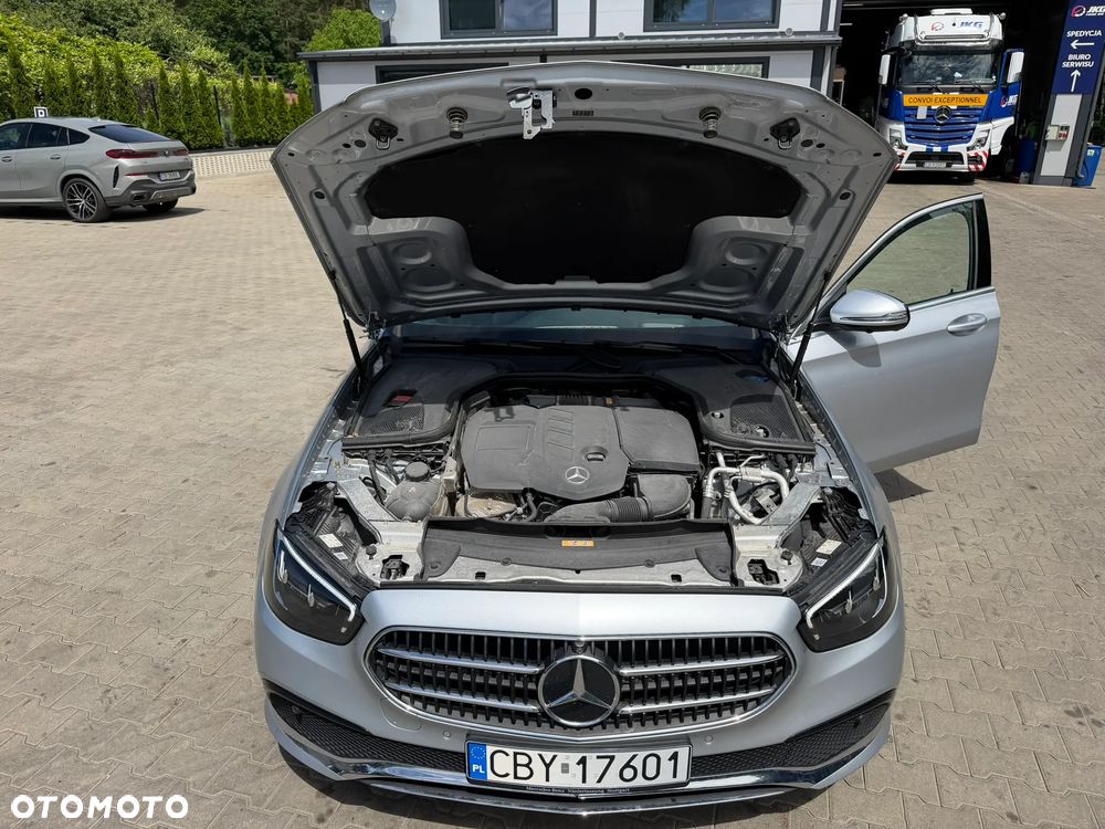 Mercedes-Benz Klasa E 200 d - 37