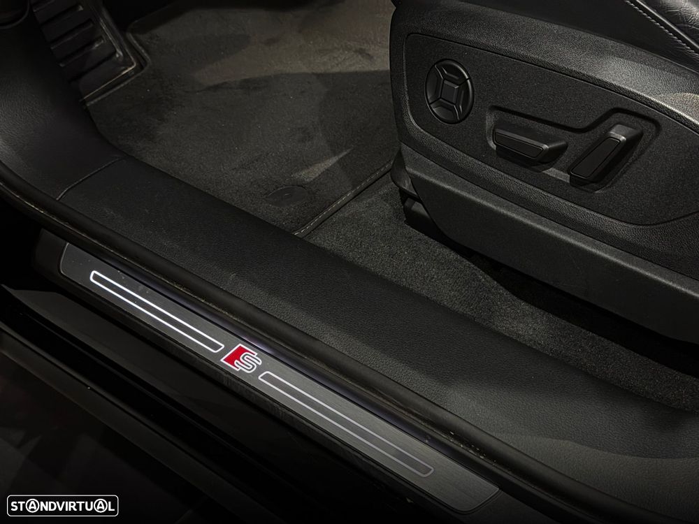 Audi e-tron Sportback 55 quattro S line - 16