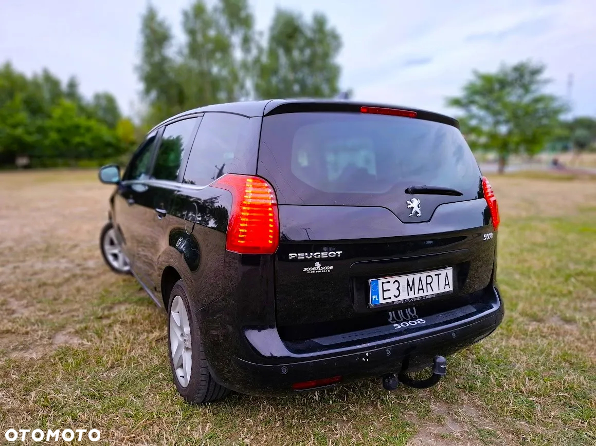Peugeot 5008 2.0 HDi Family 7os - 9