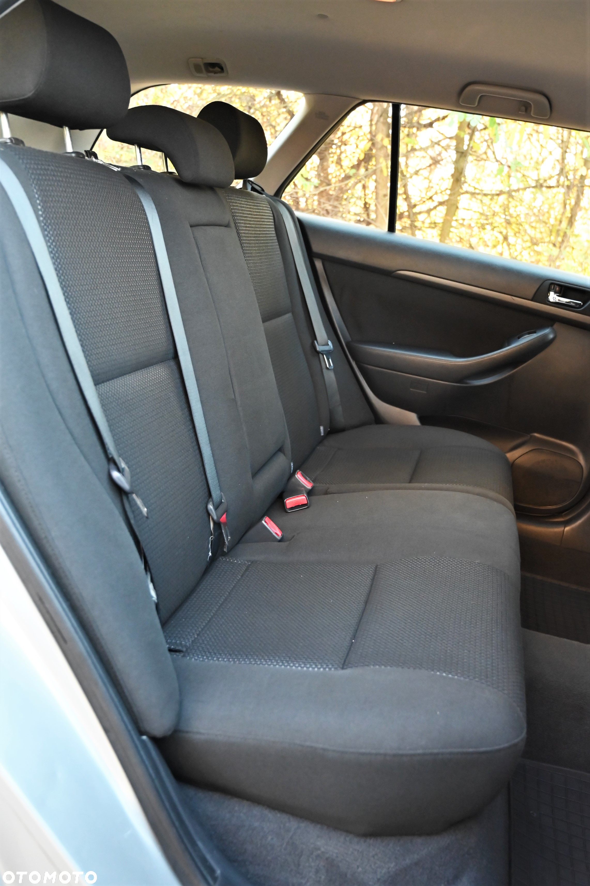 Toyota Avensis - 17