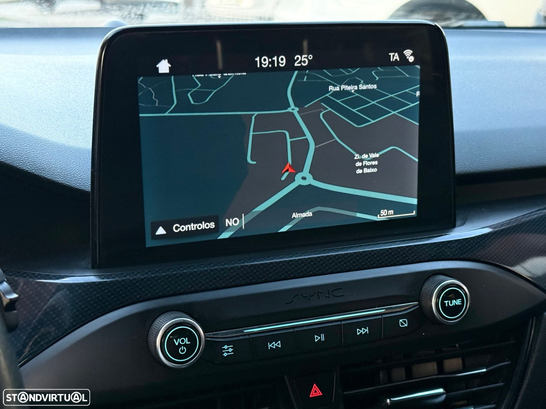 Ford Focus 1.0 EcoBoost ST-Line - 12