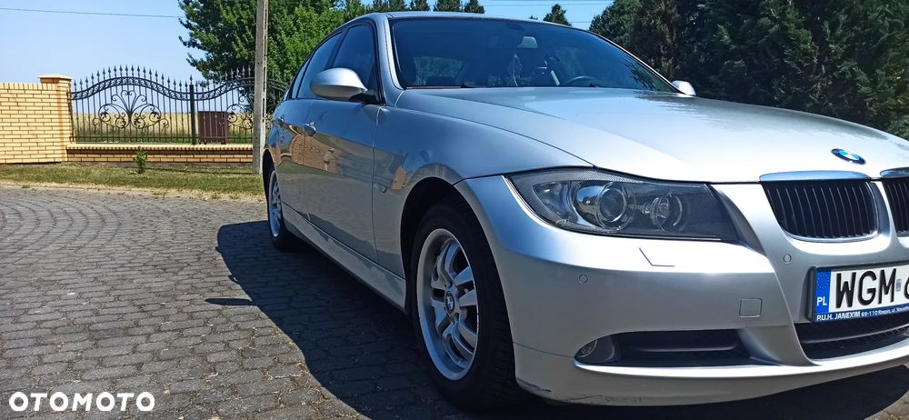BMW Seria 3 318d - 10