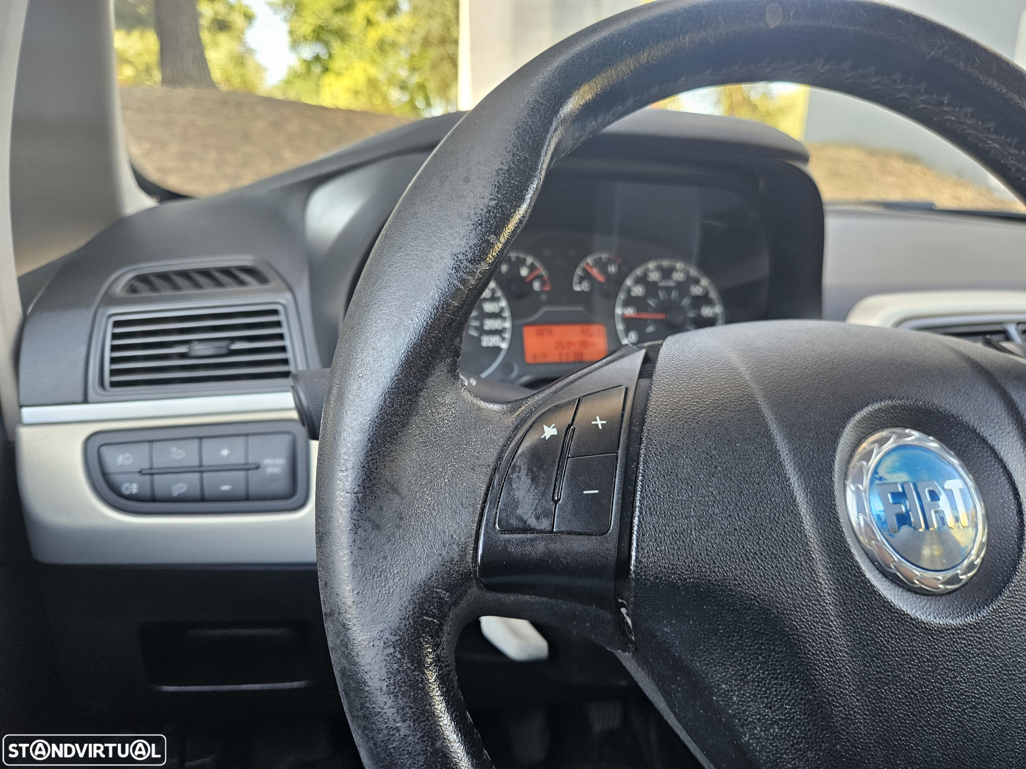 Fiat Punto - 13