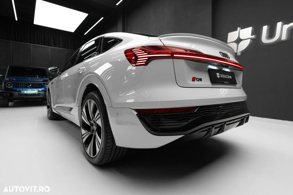 Audi Q8 55 quattro S Line - 36