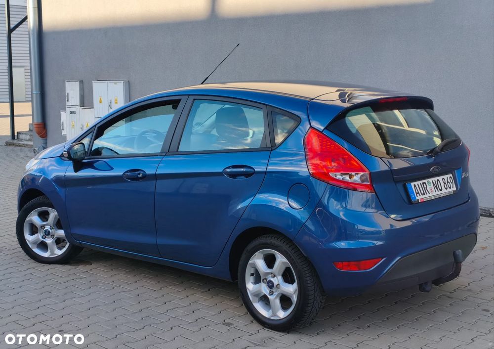 Ford Fiesta 1.25 Celebration - 4