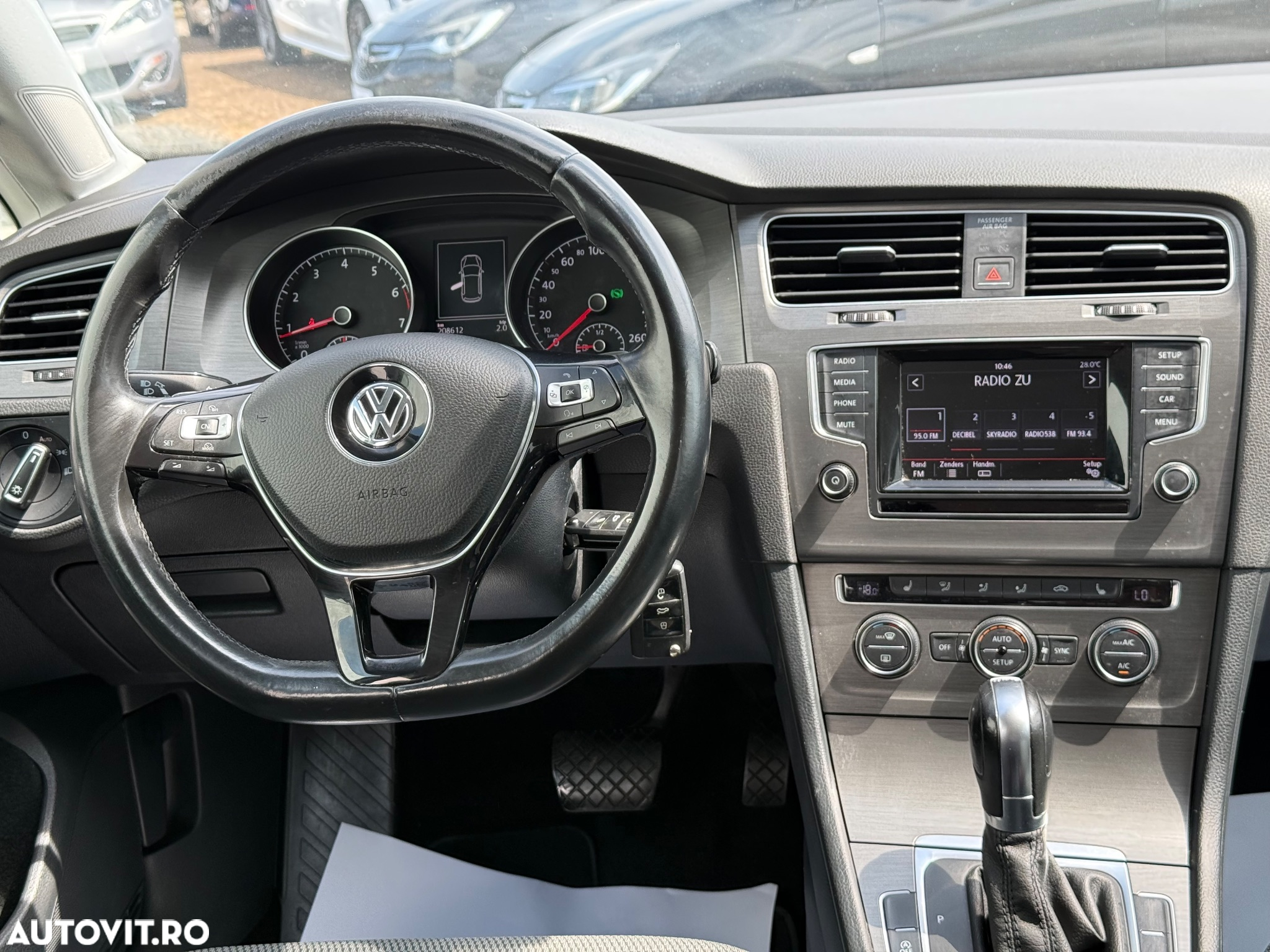 Volkswagen Golf 1.4 TSI DSG Comfortline - 5