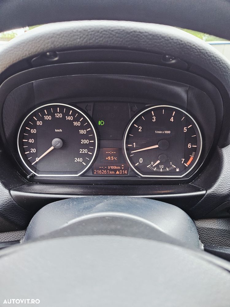 BMW Seria 1 118i - 5