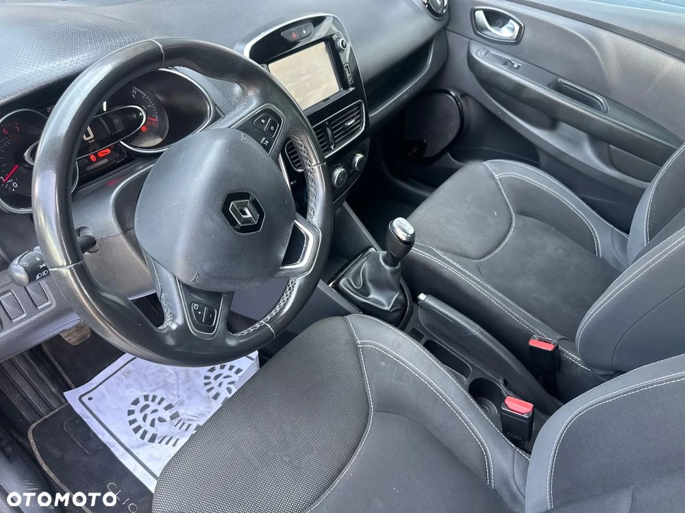 Renault Clio 1.2 16V Alize - 20