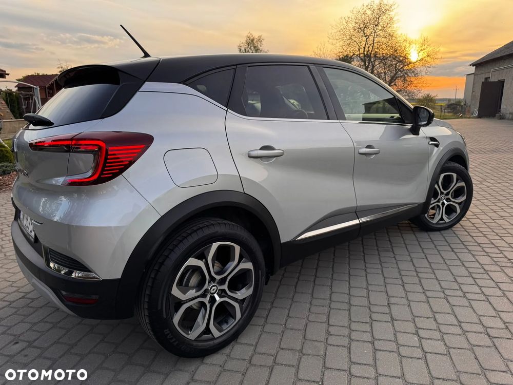 Renault Captur TCe Mild Hybrid 140 GPF TECHNO - 10