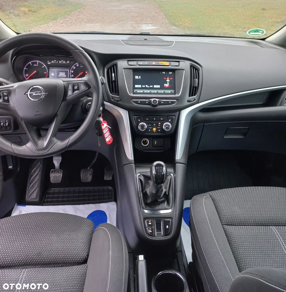 Opel Zafira - 4