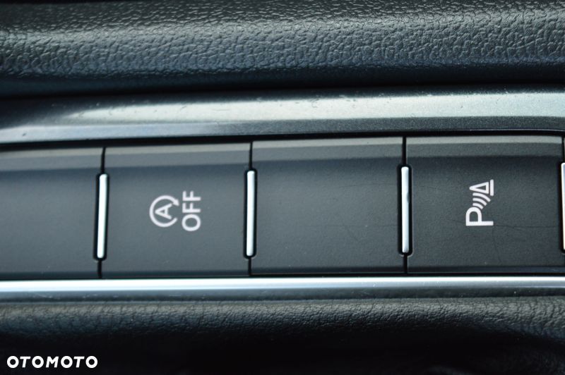 Volkswagen Tiguan - 30