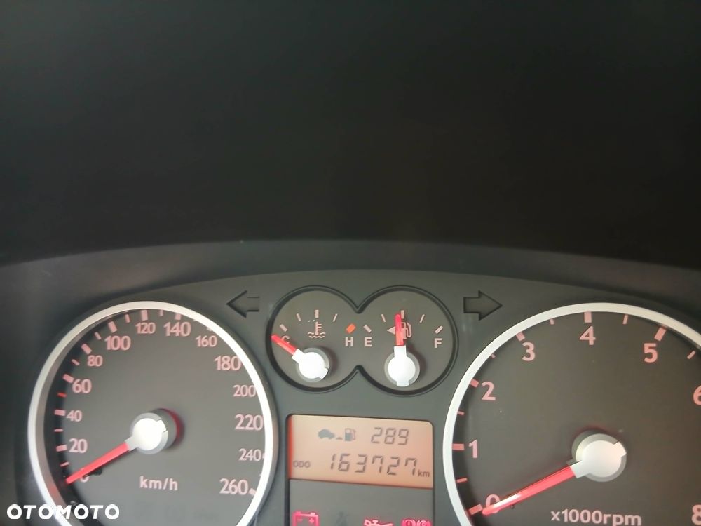 Hyundai Coupe - 6