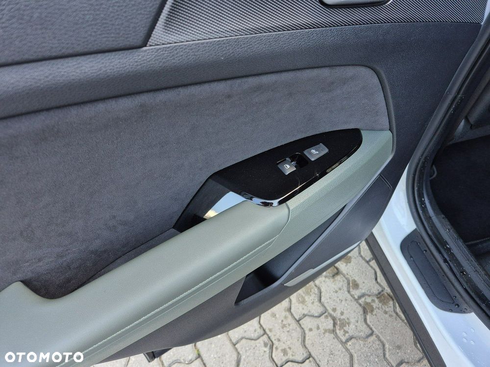 Kia Sportage 1.6 T-GDI HEV Anniversary 2WD - 19