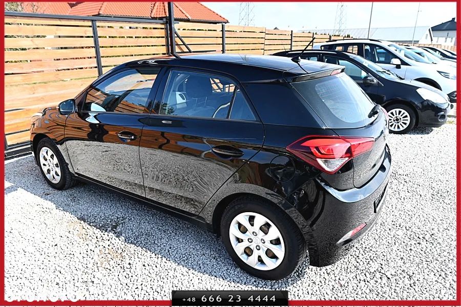 Hyundai i20 1.2 Pure - 10