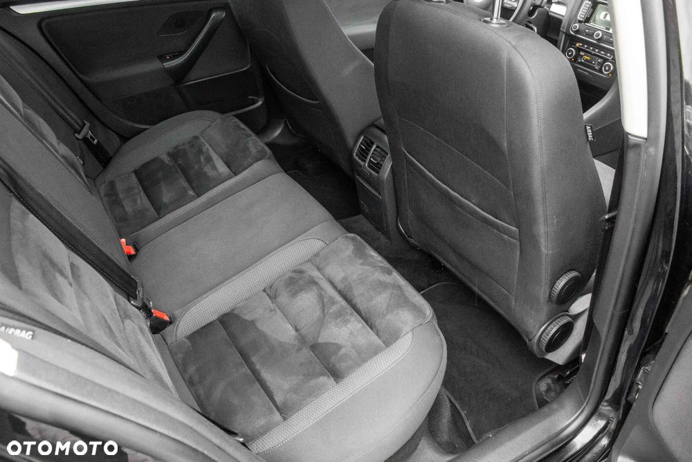 Volkswagen Golf 1.4 TSI Highline Optimum DSG - 23