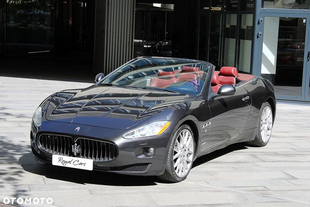 Maserati GranCabrio Standard