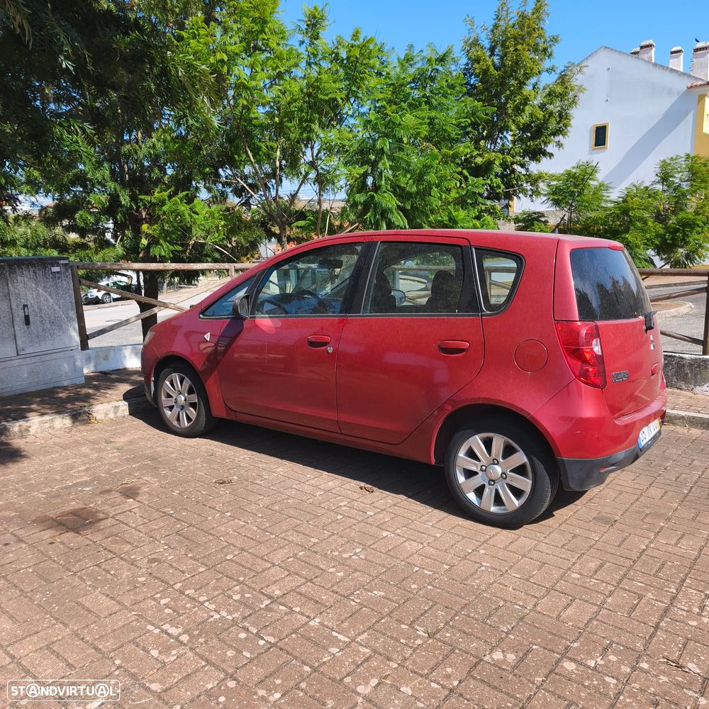 Mitsubishi Colt - 3
