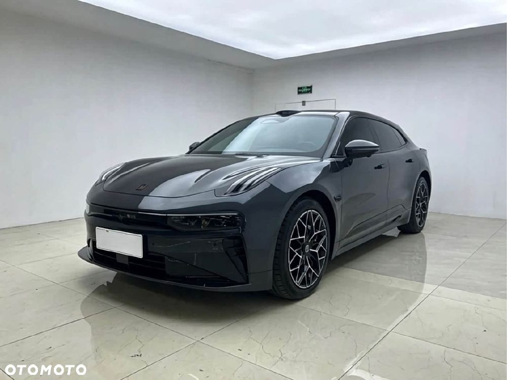 ZEEKR 001