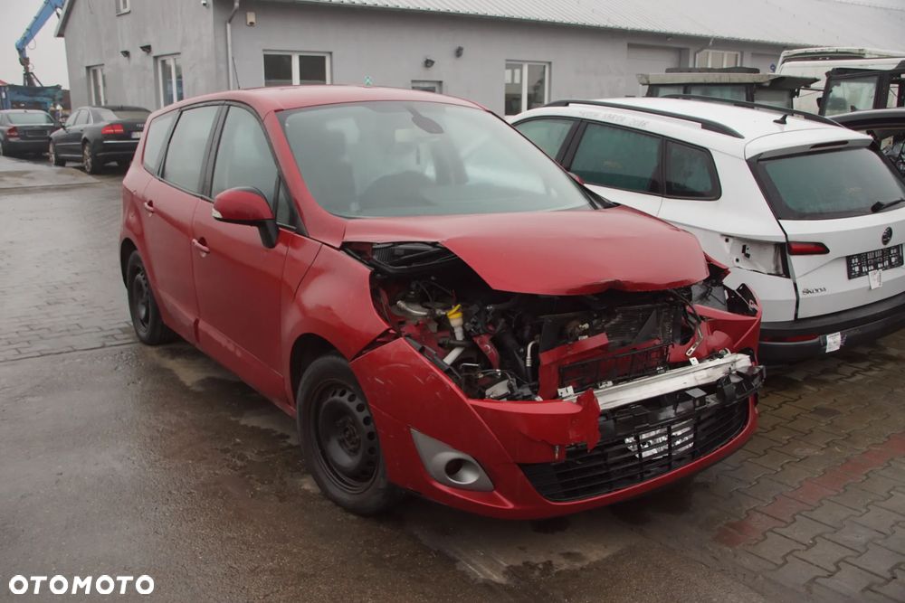 Auto na części - Renault Megane Scenic III 1.4 TCE 130 KM H4JA700 TENNJ 2011R Silnik Skrzynia Drzwi Klapa Zderzak Lampa Szyba Lusterko Klamka Deska Kokpit Sterownik Moduł Czujnik Licznik Wyświetlacz Kierownica Panel - 1