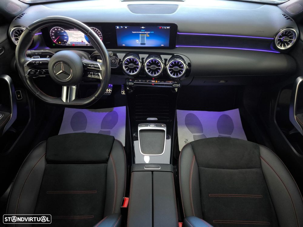 Mercedes-Benz A 250 e AMG Line - 10
