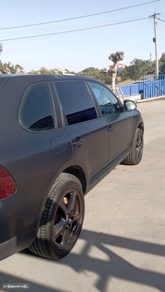 Porsche Cayenne Turbo - 6