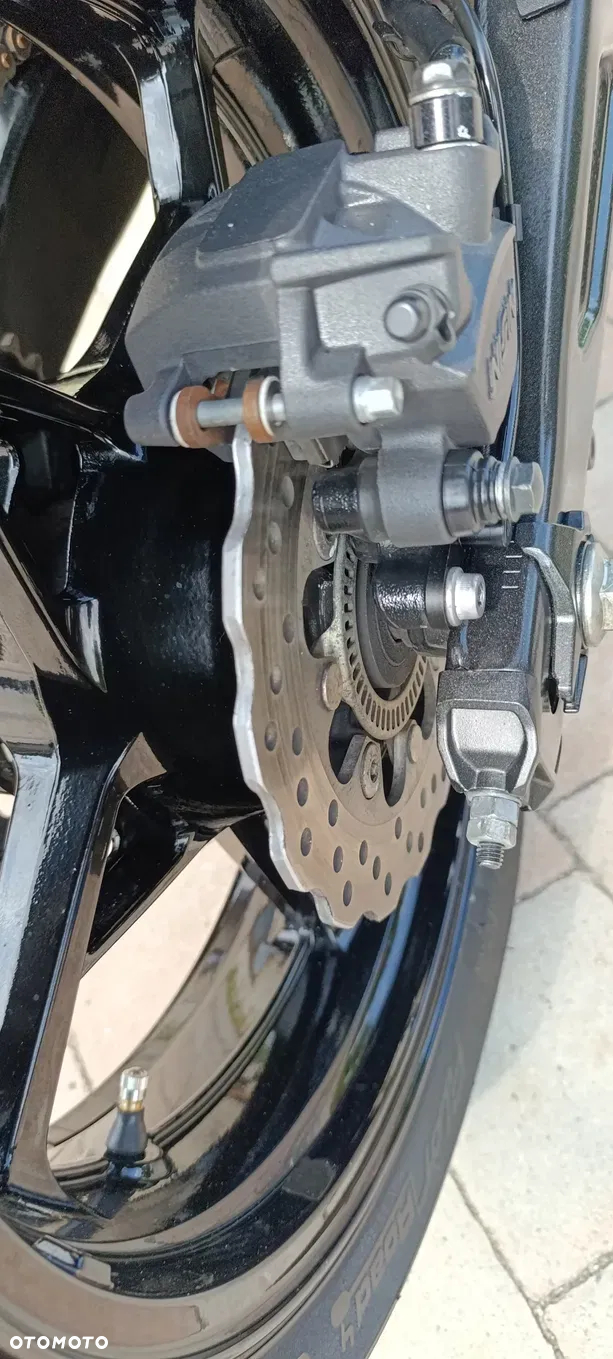 Kawasaki Z 900 - 20