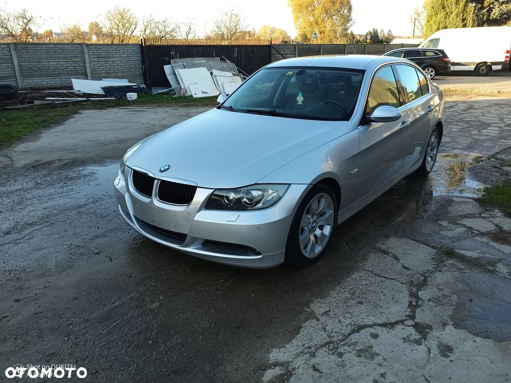 BMW 3 Series 2005 photo 5