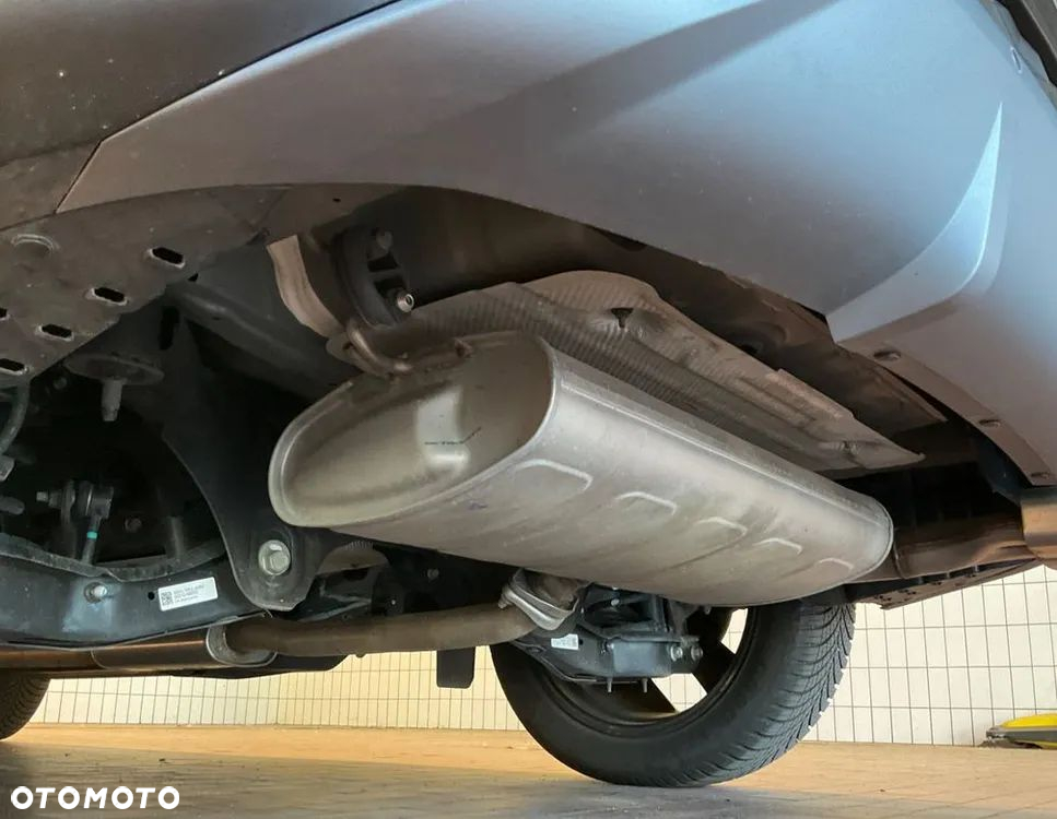 Hyundai Tucson - 16