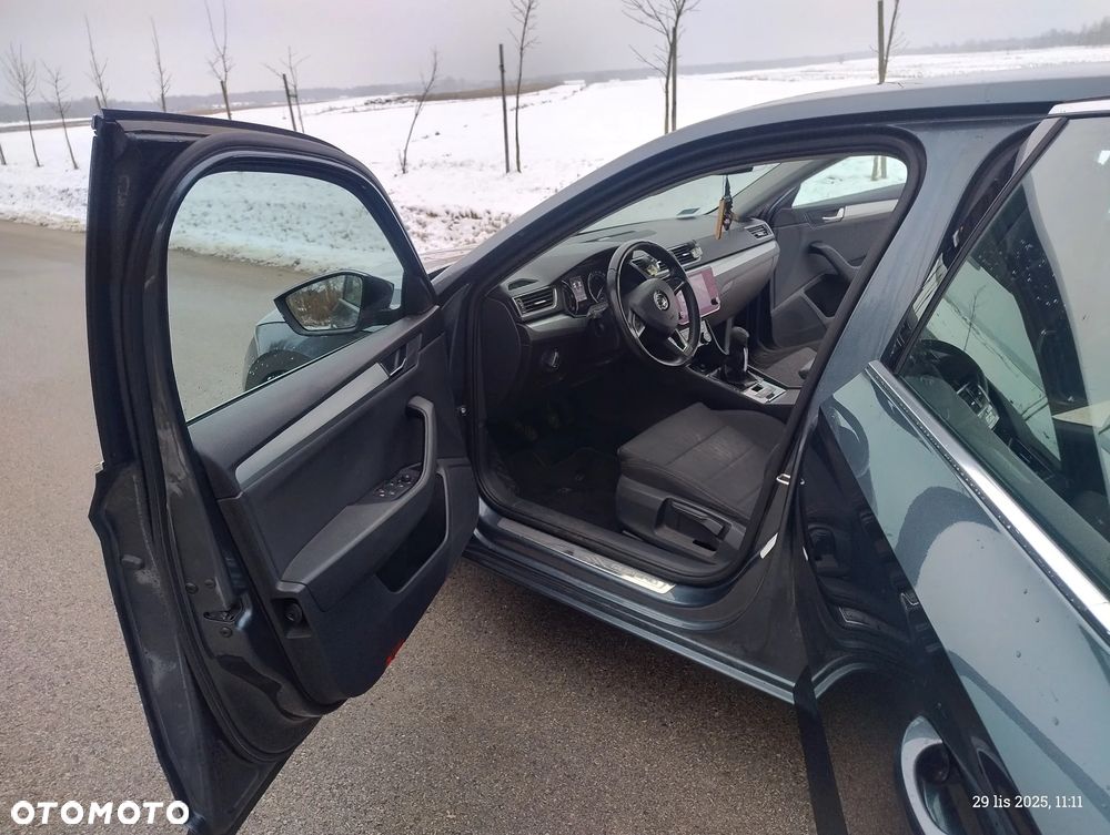 Skoda Superb 2.0 TDI Ambition - 15