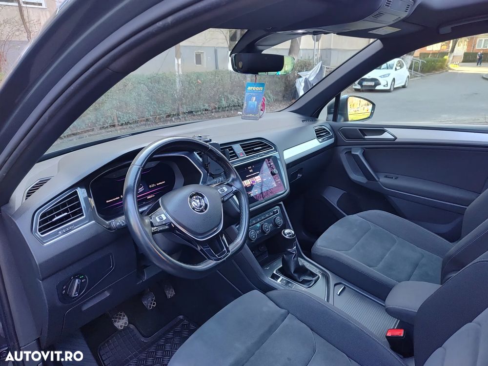Volkswagen Tiguan - 15