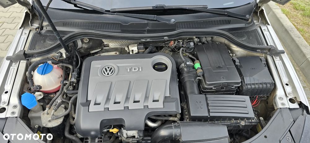 Volkswagen CC 2.0 TDI DPF BMT - 9