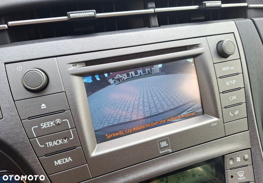 Toyota Prius - 33