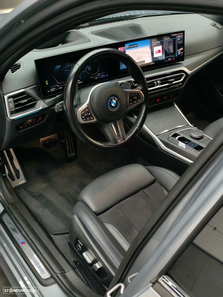 BMW 320 e Pack Desportivo M Auto - 41