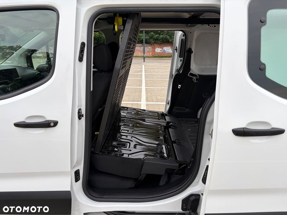Toyota Proace City - 27