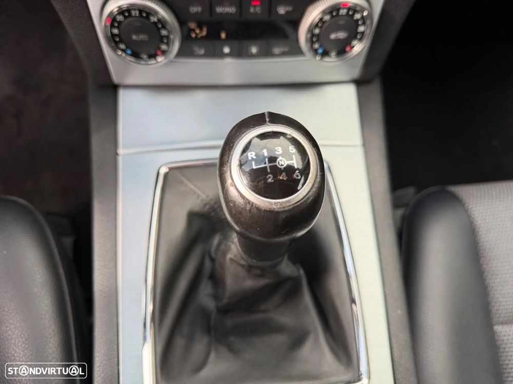 Mercedes-Benz C 220 CDI Avantgarde BlueEfficiency - 16